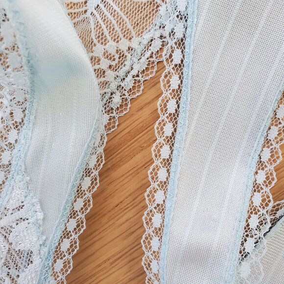 Vintage Warner's Light Blue Striped Lace Camisole - Picture 8 of 8